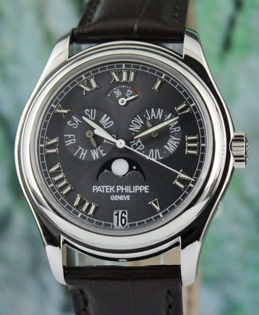 (image for) PATEK PHILIPPE ANNUAL CALENDAR IN PLATINIUM / 5056P